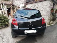 Usata Renault Clio II LE 86 CV (63 kW) 2007 Nero Berlina