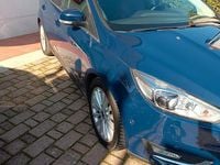Usata Ford Focus Titanium 125 CV (91 kW) 2015 Blu Berlina