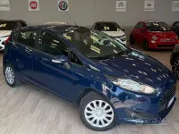 Usata Ford Fiesta 95 CV (69 kW) 2015 Bluazzurro Utilitaria