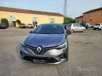 Gebraucht Renault Clio V Techno 94 PS (69 kW) 2023 Grau Limousine