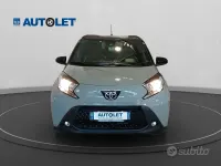 Usata Toyota Aygo X Trend 72 CV (52 kW) 2025 Verde SUV