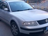 Usata VW Passat 125 CV (91 kW) 1999 Grigio Berlina