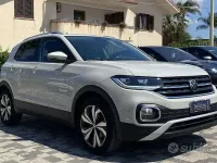 Usata VW T-Cross Advance 110 CV (80 kW) 2022 Grigio SUV