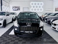 Gebraucht Peugeot 3008 112 PS (82 kW) 2011 Schwarz Kombi