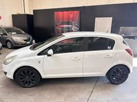 Usata Opel Corsa 75 CV (55 kW) 2011 Bianco Utilitaria