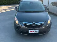 Usata Opel Zafira Tourer 140 CV (102 kW) 2012 Grigio Monovolume