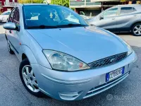 Usata Ford Focus 100 CV (73 kW) 2004 Grigio Berlina