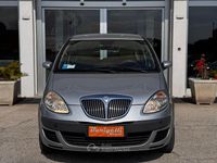 Usata Lancia Musa 95 CV (69 kW) 2006 Argento Monovolume