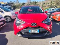 Usata Toyota Aygo Cool 72 CV (52 kW) 2020 Rosso Utilitaria