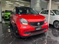Usata Smart ForFour Passion 90 CV (66 kW) 2015 Rosso Utilitaria