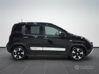 Nuova Fiat Panda Cross Cross 65 CV (47 kW) 2026 Nero cinema Utilitaria