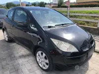 Usata Mitsubishi Colt Invite 75 CV (55 kW) 2006 Nero Berlina