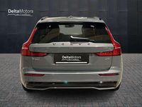 Usata Volvo V60 Plus 197 CV (144 kW) 2023 Grigio Station wagon