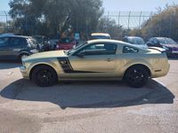 Usata Ford Mustang 350 CV (257 kW) 2011 Verde Berlina