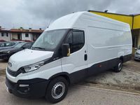 Usata Iveco Daily 179 CV (131 kW) 2019 Bianco pastello Berlina