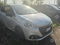 Usata Peugeot 208 GT-line 110 CV (80 kW) 2017 Bianco Utilitaria