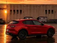 Usata Alfa Romeo Stelvio Super 160 CV (117 kW) 2023 Rosso SUV