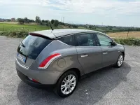 Usata Lancia Delta Gold 120 CV (88 kW) 2013 Grigio Utilitaria
