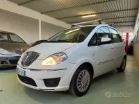 Usata Lancia Musa 77 CV (56 kW) 2010 Bianco Monovolume