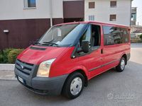 Usata Ford Transit 86 CV (63 kW) 2011 Rosso Monovolume