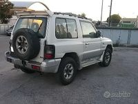 Usata Mitsubishi Pajero 100 CV (73 kW) 1998 Bianco SUV