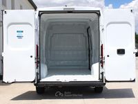 Usata Fiat Ducato 33 120 CV (88 kW) 2022 Bianco pastello Furgone