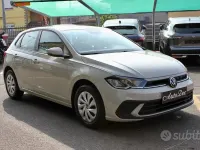 Usata VW Polo 80 CV (58 kW) 2023 Grigio Utilitaria