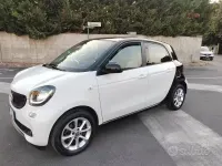 Usata Smart ForFour Passion 71 CV (52 kW) 2015 Bianco Utilitaria