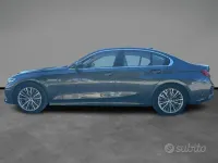 Usata BMW 330 Luxury Line 184 CV (135 kW) 2019 Grigio Berlina