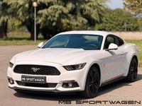 Usata Ford Mustang 317 CV (233 kW) 2016 Bianco Coupé