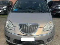 Usata Lancia Musa 77 CV (56 kW) 2009 Marrone Monovolume