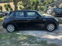 Usata Mini Cooper D 116 CV (85 kW) 2016 Nero Utilitaria