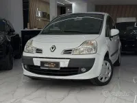 Usata Renault Grand Modus Dynamique 75 CV (55 kW) 2009 Bianco Monovolume