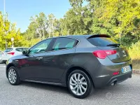 Usata Alfa Romeo Giulietta Exclusive 140 CV (102 kW) 2013 Grigio Utilitaria