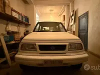 Usata Suzuki Vitara 75 CV (55 kW) 1997 Bianco Station wagon
