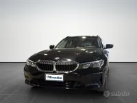 Gebraucht BMW 318 Sport Line 156 PS (114 kW) 2022 Schwarz Kombi