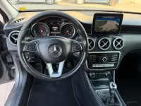 Usata Mercedes A180 Premium 109 CV (80 kW) 2017 Marrone Utilitaria