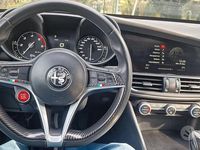 Usata Alfa Romeo Giulia 150 CV (110 kW) 2017 Blu Berlina