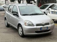 Usata Toyota Yaris Sol 68 CV (50 kW) 2001 Other Berlina