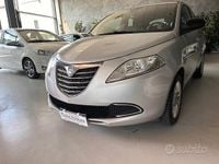 Usata Lancia Ypsilon Silver 69 CV (50 kW) 2014 Grigio Utilitaria