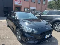 Usata Ford Focus ST-Line 125 CV (91 kW) 2019 Nero Berlina