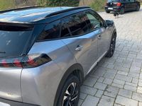Usata Peugeot 2008 GT 130 CV (95 kW) 2023 Grigio SUV