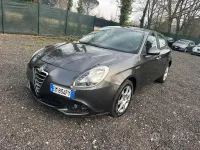 Usata Alfa Romeo Giulietta 140 CV (102 kW) 2012 Grigio Utilitaria