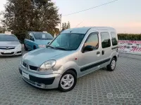 Usata Renault Kangoo 65 CV (47 kW) 2007 Grigio Monovolume