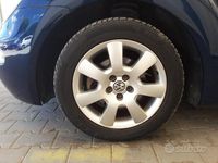 Usata VW New Beetle 75 CV (55 kW) 2004 Blu Utilitaria