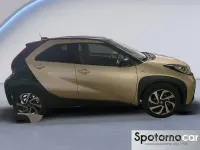 Usata Toyota Aygo X Trend 72 CV (52 kW) 2025 Beige SUV