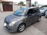 Usata Suzuki Swift GL 92 CV (67 kW) 2005 Grigio Utilitaria