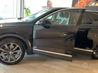 Usata VW T-Roc 75 CV (55 kW) 2018 Nero SUV
