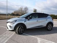 Usata Renault Captur Techno 101 CV (74 kW) 2023 Grigio SUV