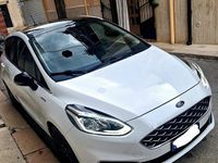 Usata Ford Fiesta Vignale 85 CV (62 kW) 2019 Bianco Utilitaria